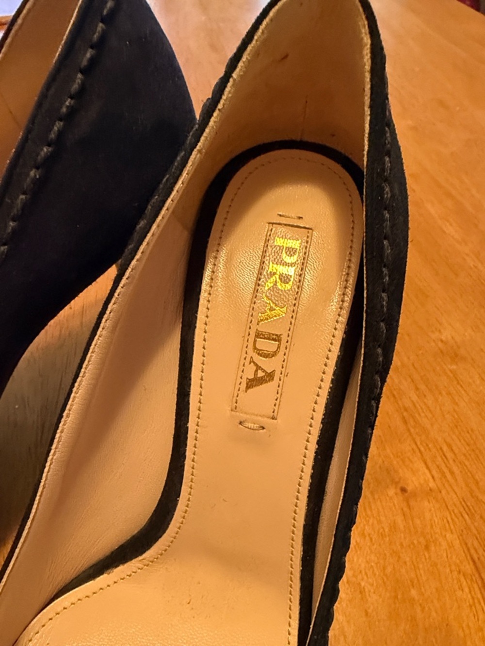 Prada Black Suede Pointed Pumps with Stitched Trim - Picture 7 of 7